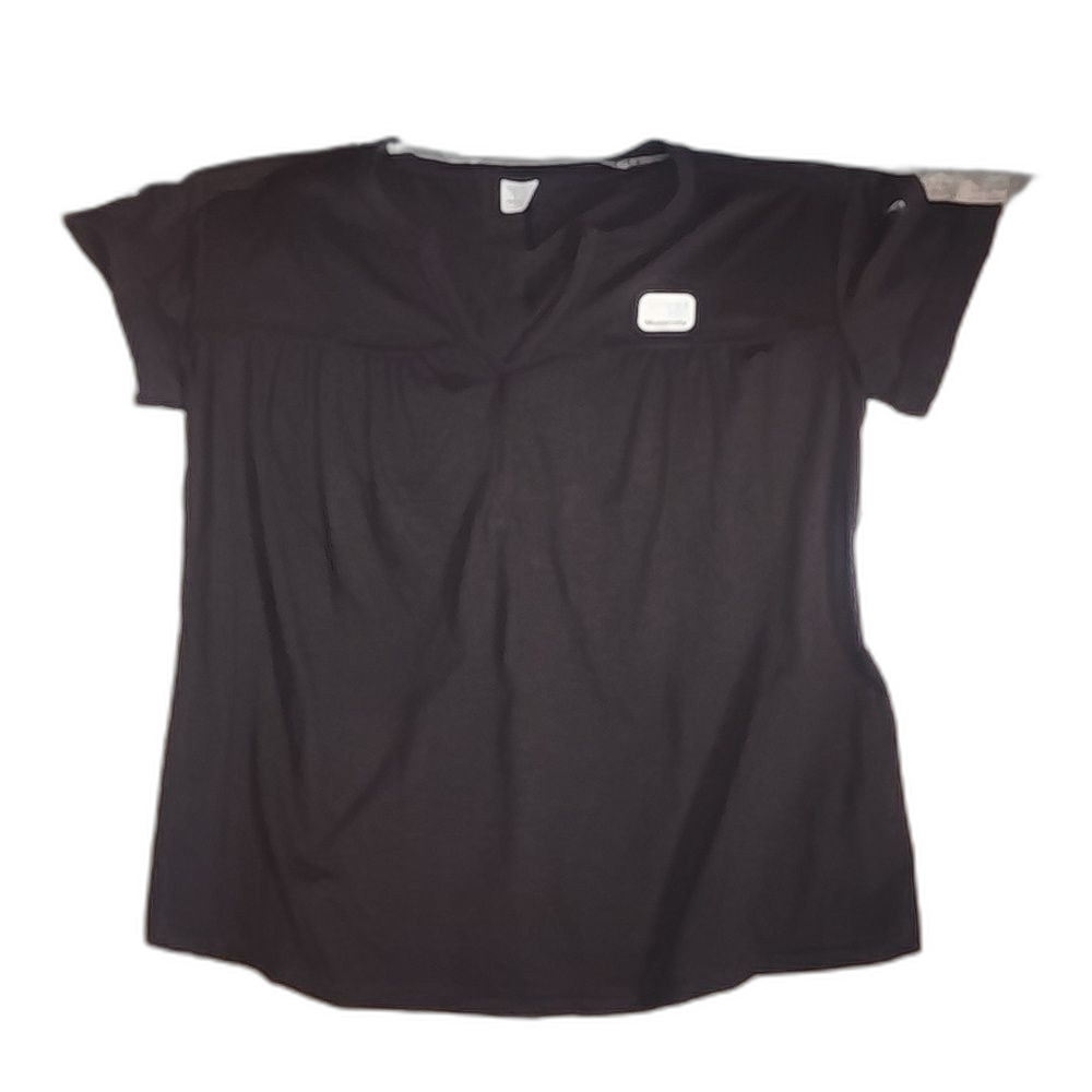 Time and Tru Maternity Spilt neck t-shirt Size M
